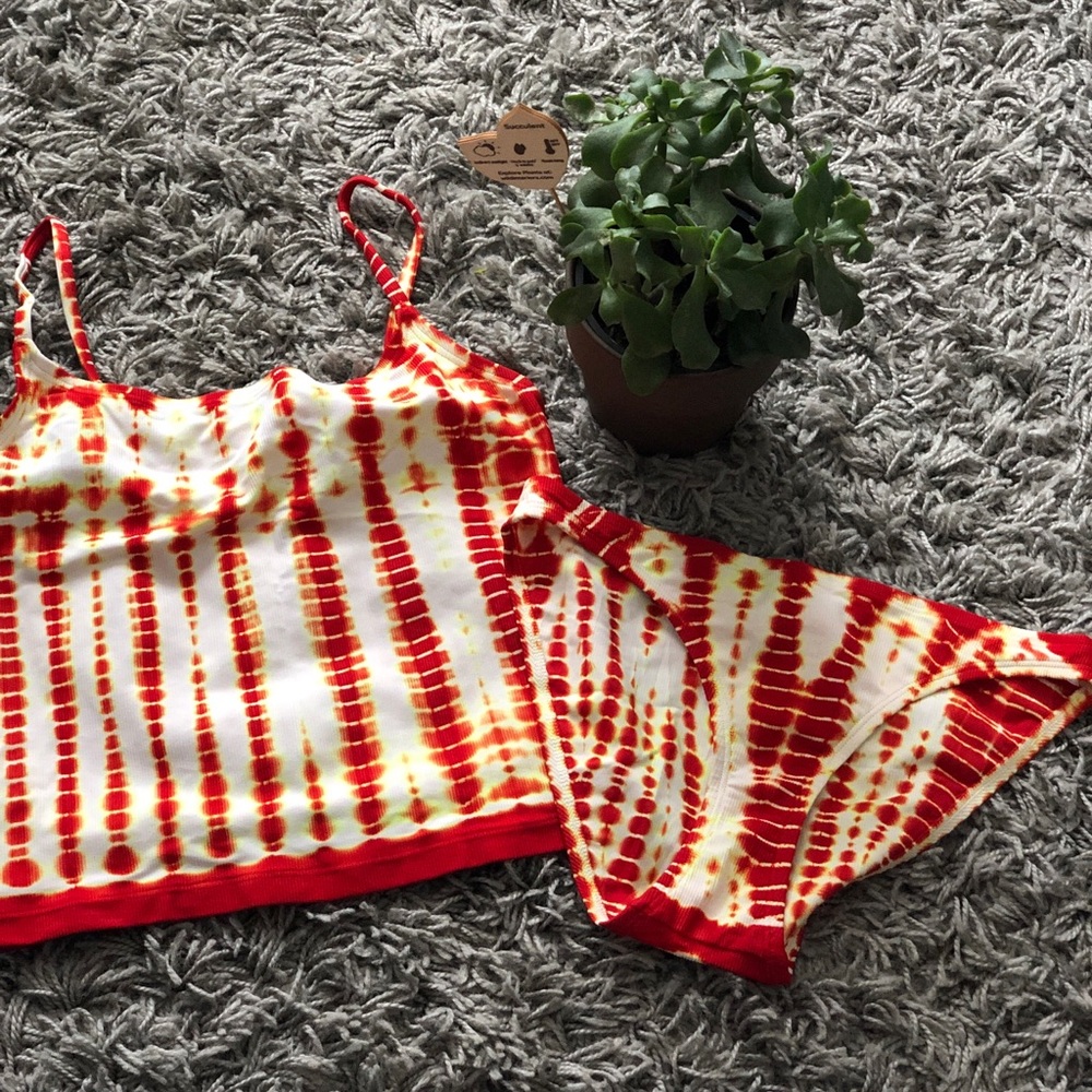 Speedo 2 piece bathing suit